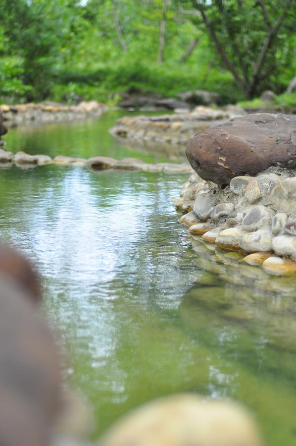 Thanh Tan Hot Springs By Fusion Hue Exterior photo